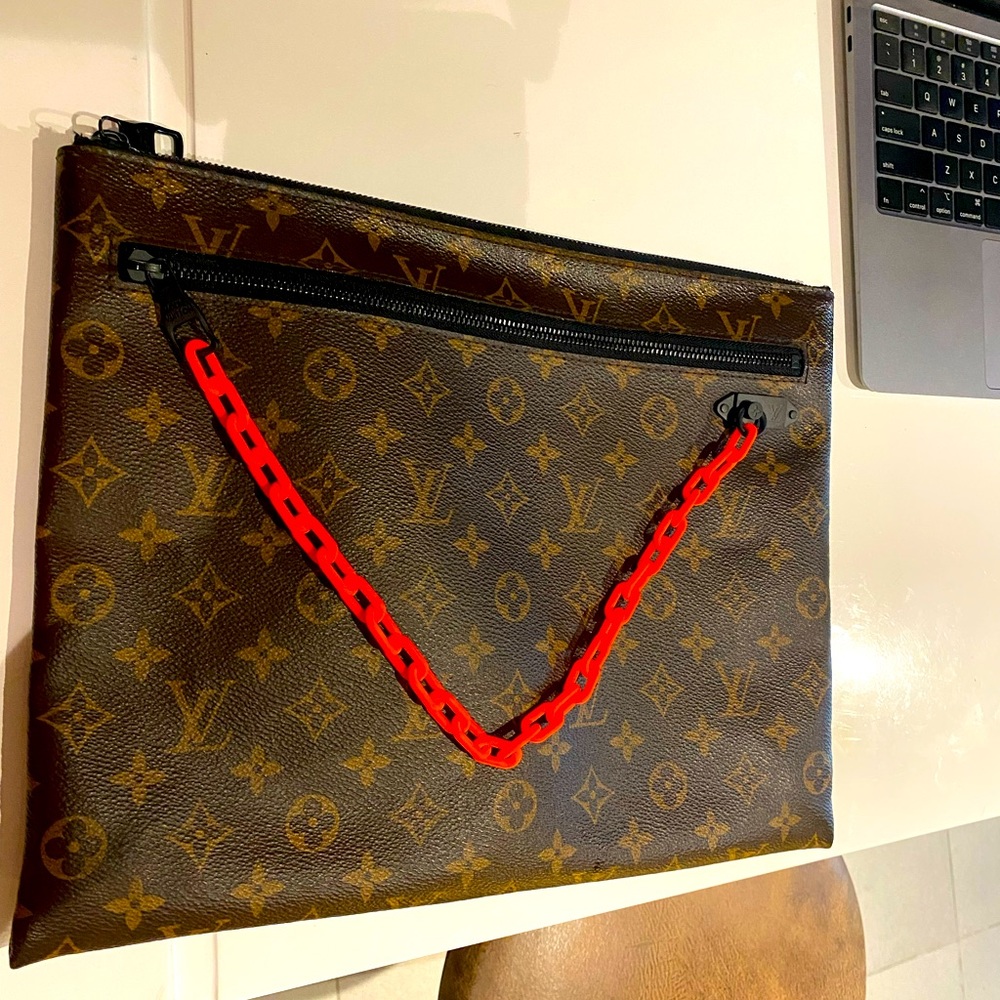 A4 pouch Louis Vuitton - Virgil Abloh